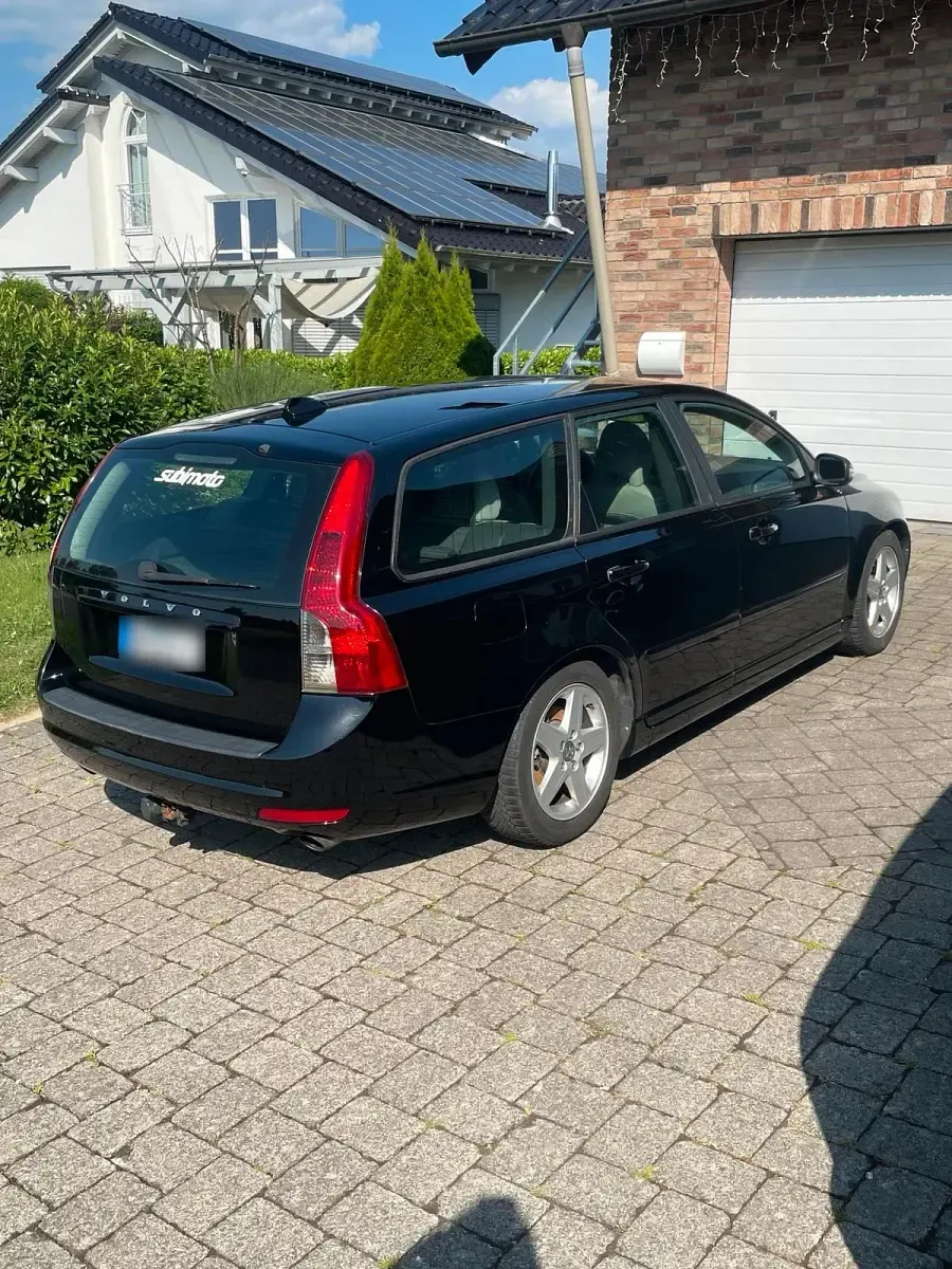 Gebraucht Volvo V50 179 PS (131 kW) 2008 Schwarz Kombi