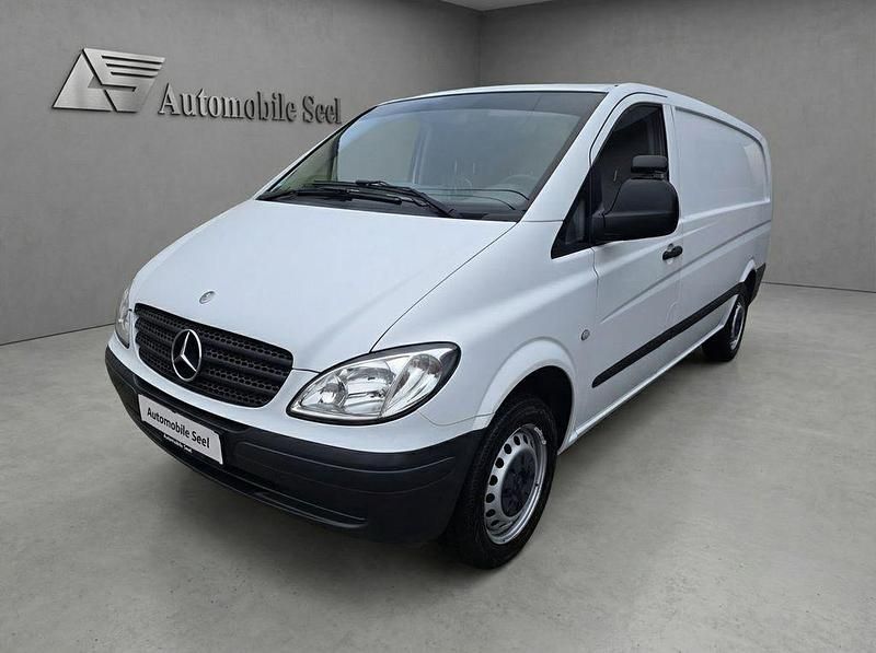 Weiß Gebraucht 2007 Mercedes Vito Van | 9.990 € - Bild 1/4