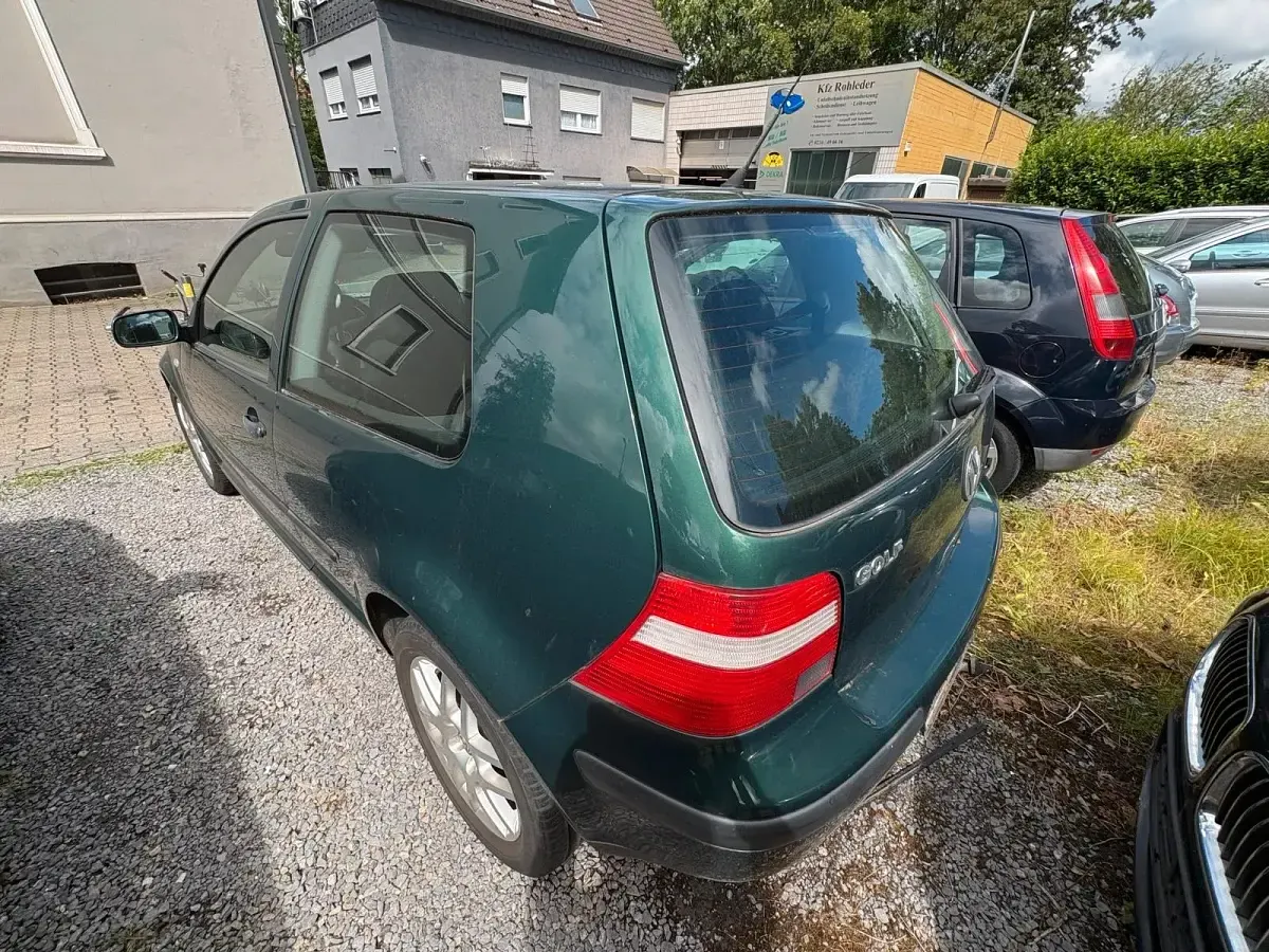 Gebraucht VW Golf IV 75 PS (55 kW) 2003 Grün Limousine