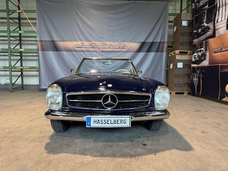 Gebraucht Mercedes W113 150 PS (110 kW) 1965 Blau Cabrio