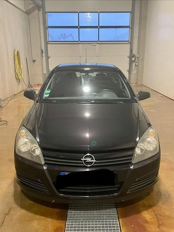 Gebraucht Opel Astra 90 PS (66 kW) 2005 Schwarz Kleinwagen
