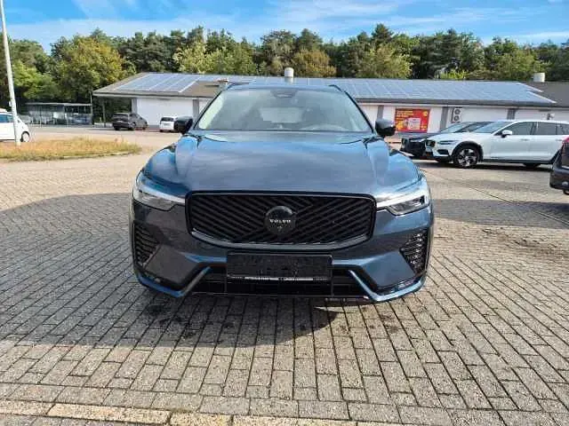 Second-hand Volvo XC60 184 CP (135 kW) 2025 SUV
