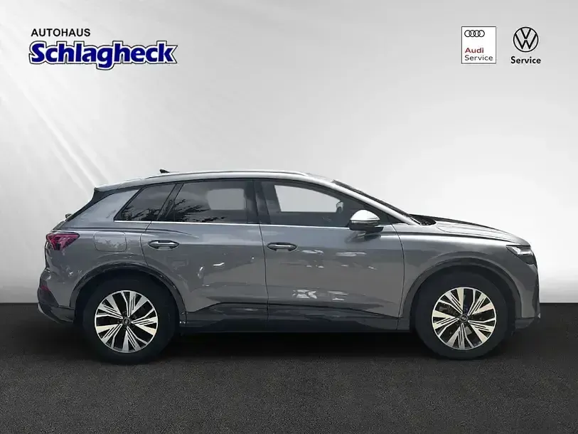 Gebraucht Audi Q4 e-tron Advanced 150 kW (204 PS) 2023 Taifungrau SUV