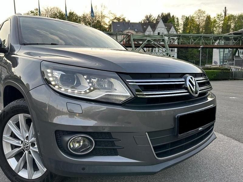 Grau Gebraucht 2013 VW Tiguan SUV | 8.650 € (Superpreis) - Bild 1/4