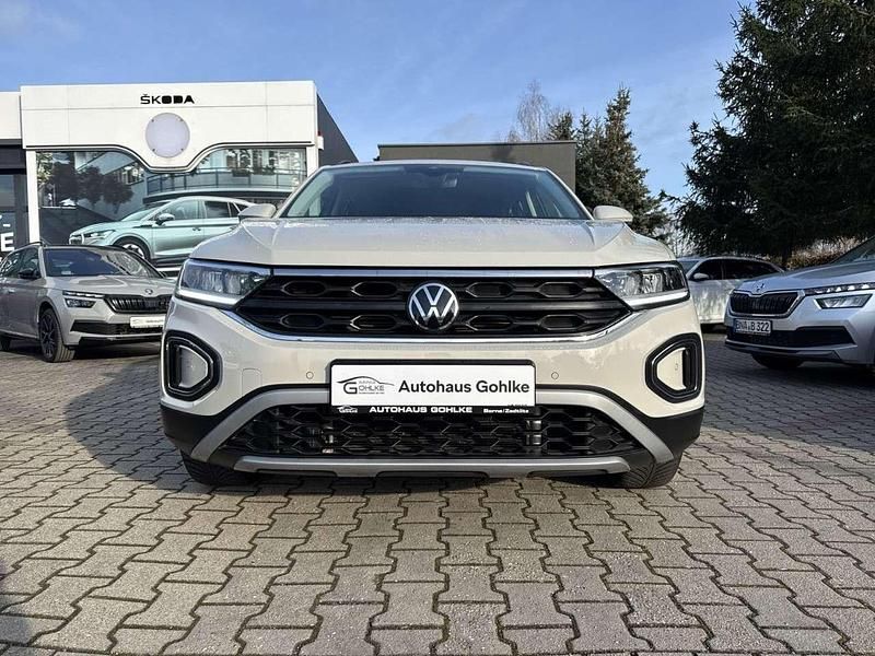 Gebraucht VW T-Roc Life 150 PS (110 kW) 2024 Ascotgrau SUV