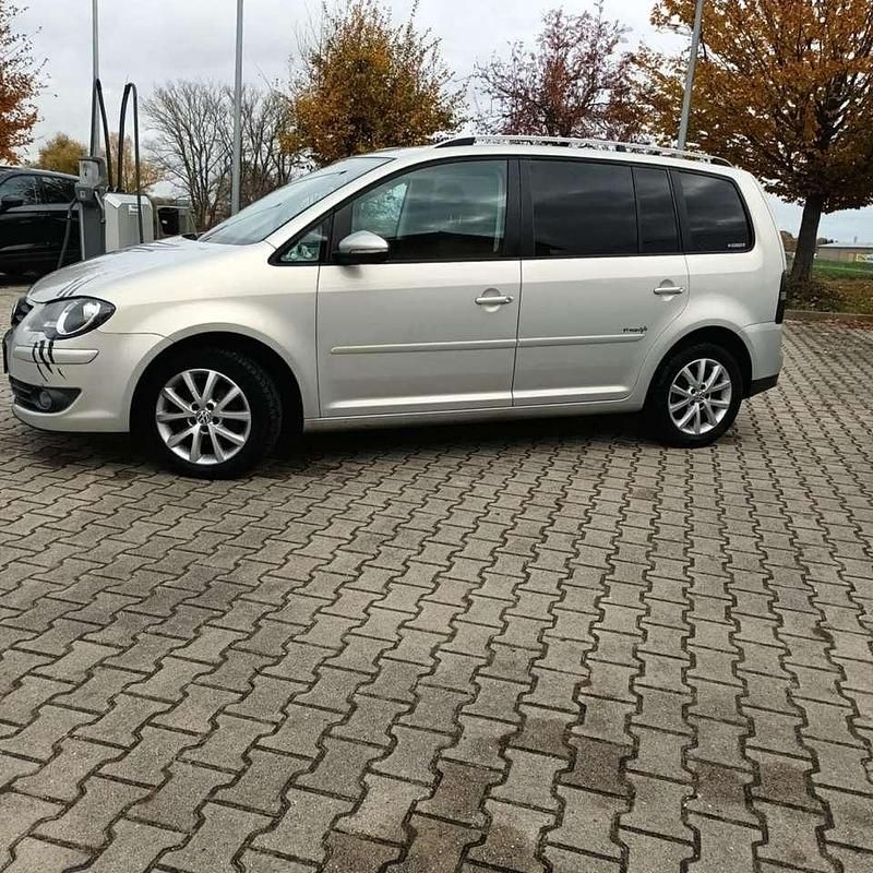 Gebraucht VW Touran Freestyle 140 PS (102 kW) 2009 Van / Kleinbus