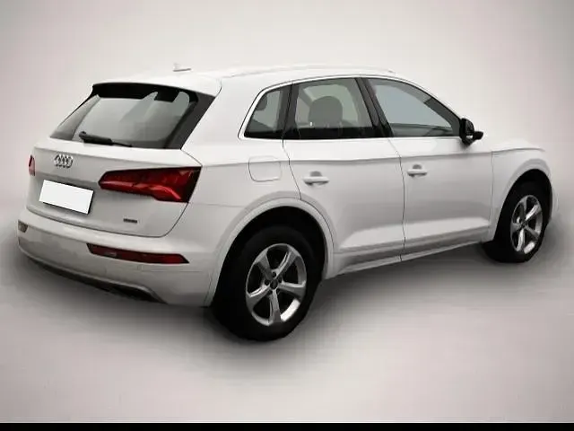 Gebraucht Audi Q5 Design 190 PS (139 kW) 2018 Manufacturer SUV