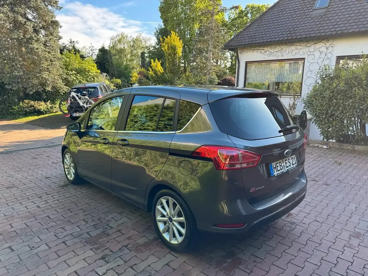 Occasion Ford B-MAX Titanium 101 ch (74 kW) 2015 Gris Monospace