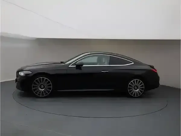 Gebraucht Mercedes CLE200 204 PS (150 kW) 2024 Metalliclack obsidianschwarz Coupé