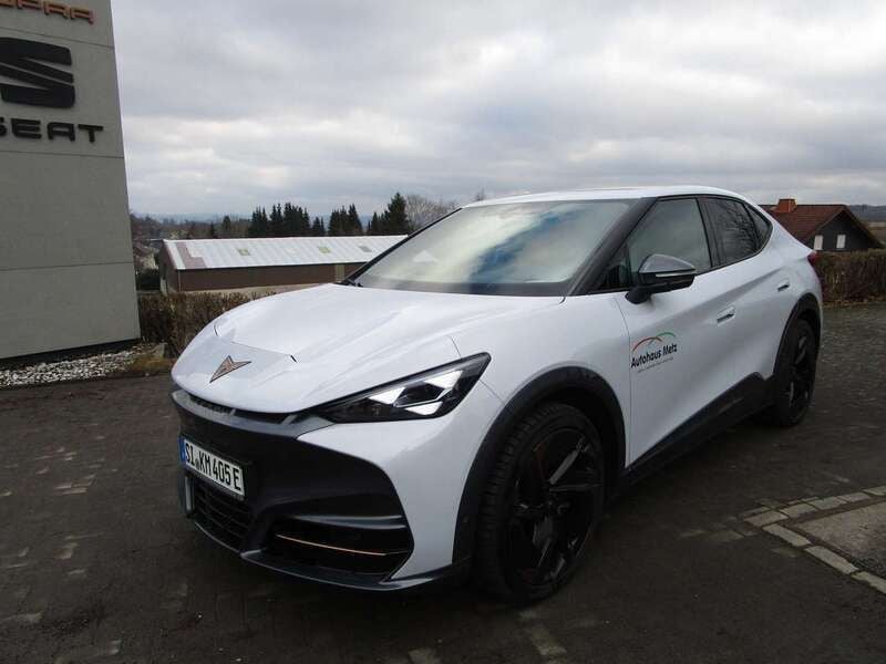 "white" silber Gebraucht 2024 Cupra Tavascan VZ SUV | 47.500 € (Guter Preis) - Bild 1/4