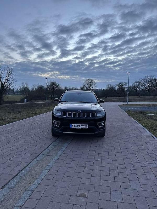 Usata Jeep Compass Limited 170 CV (125 kW) 2019 Nero SUV