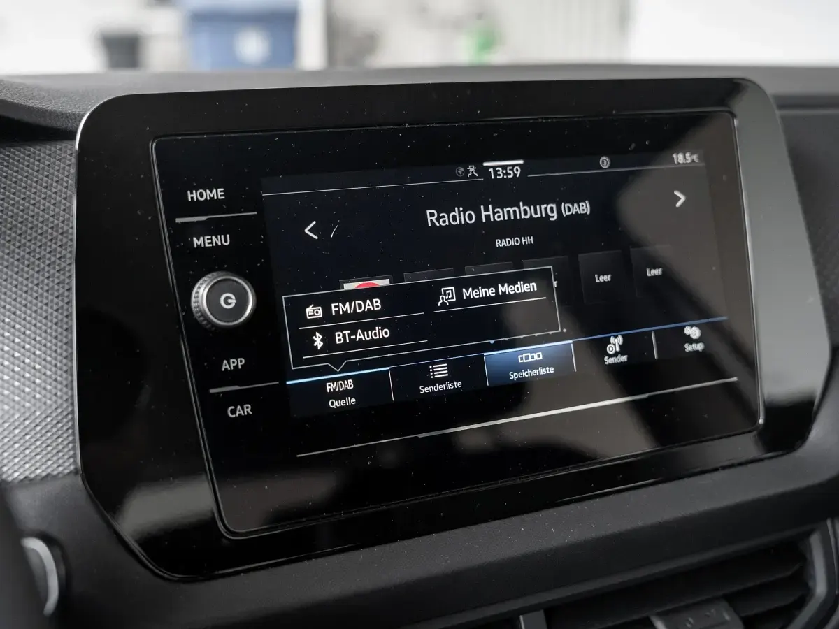 Usado VW T-Cross 95 CV (69 kW) 2025 Plateado SUV