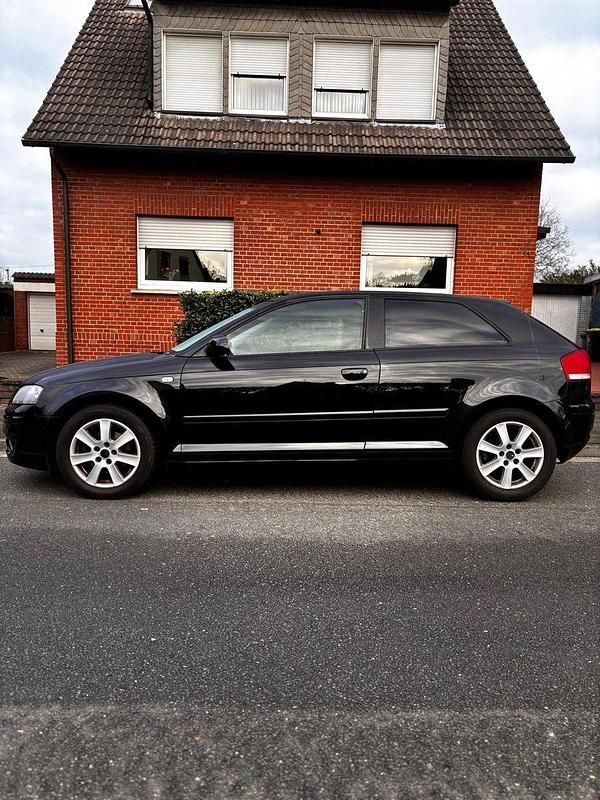 Gebraucht Audi A3 Ambiente 102 PS (75 kW) 2007 Schwarz Limousine