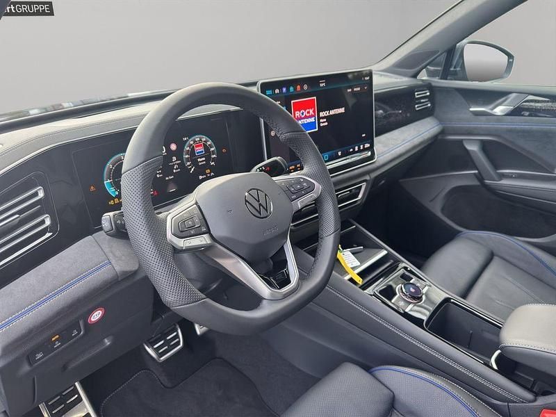 Neu VW Tiguan R-line 150 PS (110 kW) 2026 Grau SUV