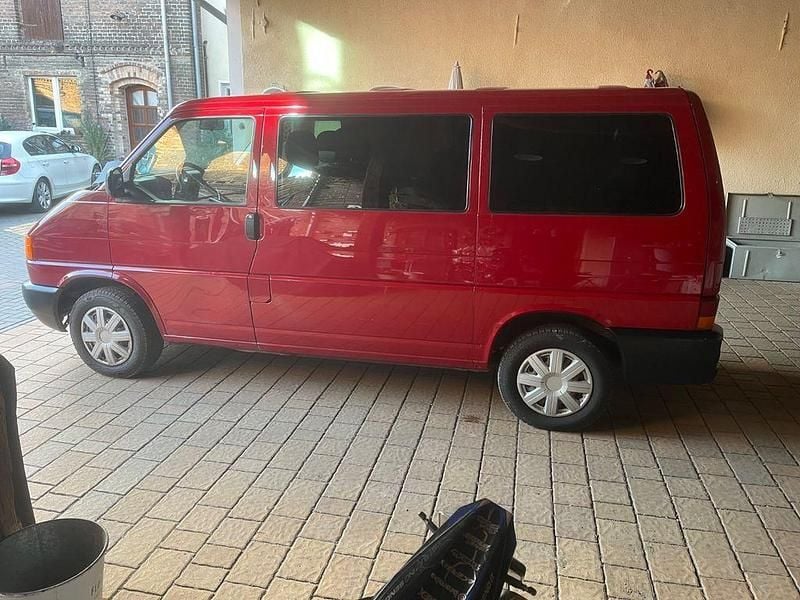 Gebraucht VW T4 88 PS (64 kW) 2001 Van