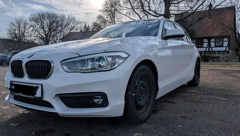 Gebraucht BMW 116 Advantage 109 PS (80 kW) 2016 Weiß Kleinwagen