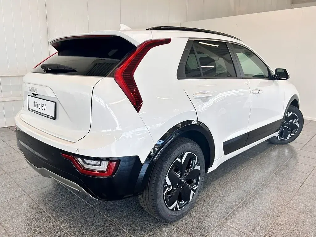 Gebraucht Kia e-Niro Inspiration 150 kW (204 PS) 2023 Weiß SUV