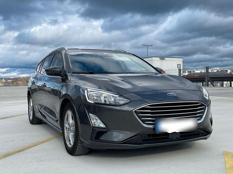 Gebraucht Ford Focus Cool & Connect 120 PS (88 kW) 2019 Grau Kombi