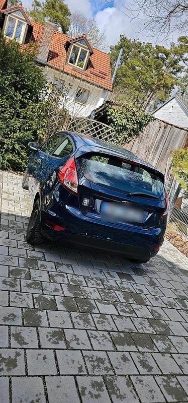 Gebraucht Ford Fiesta 60 PS (44 kW) 2017 Blau Kleinwagen