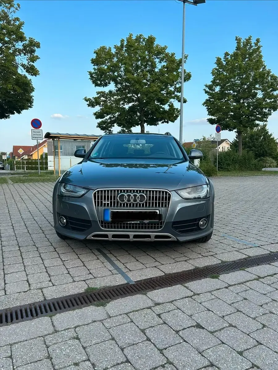 Gebraucht Audi A4 Allroad S-Line 177 PS (130 kW) 2013 Grau Kombi