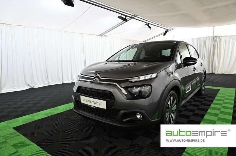 Grau Gebraucht 2023 Citroën C3 Shine Kleinwagen | 13.490 € (Guter Preis) - Bild 1/3