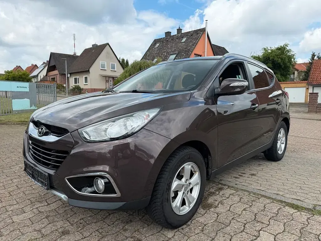 Gebraucht Hyundai ix35 Edition 116 PS (85 kW) 2013 Braun SUV