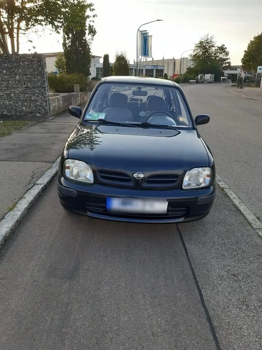 Gebraucht Nissan Micra 54 PS (39 kW) 1998 Schwarz Kleinwagen