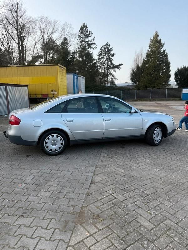 Gebraucht Audi A6 125 PS (91 kW) 2000 Grau Limousine