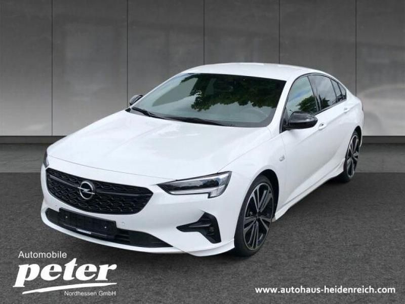 Jade weiß Gebraucht 2022 Opel Insignia Ultimate Limousine | 30.949 € - Bild 1/4