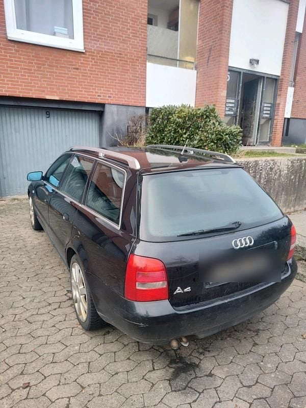 Gebraucht Audi A4 Basis 150 PS (110 kW) 2000 Schwarz Kombi