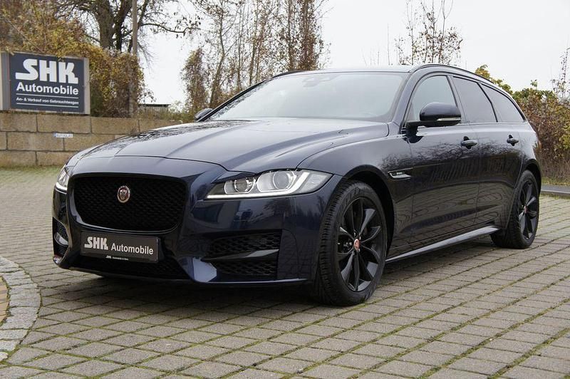 Blau Gebraucht 2018 Jaguar XF Sportbrake R-Sport Kombi | 20.900 € (Fairer Preis) - Bild 1/4