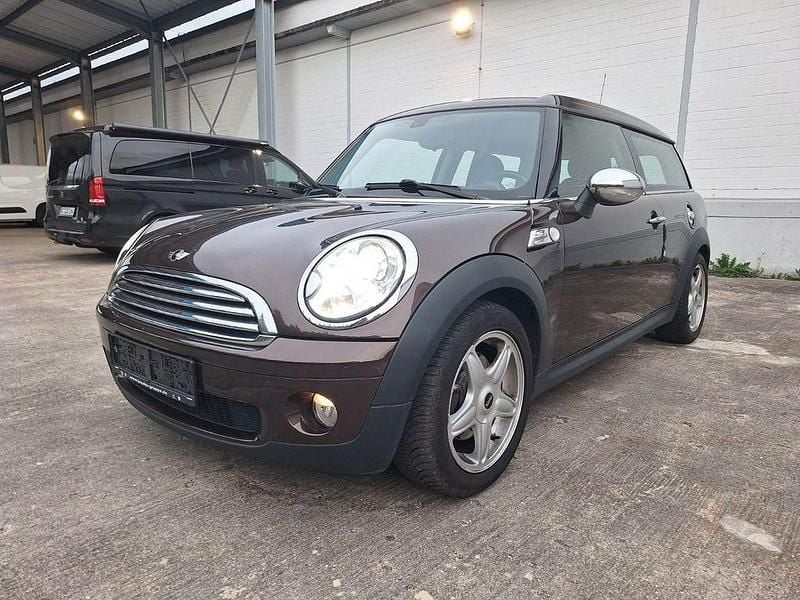 Braun Gebraucht 2009 Mini Cooper Clubman Kombi | 5.800 € (Fairer Preis) - Bild 1/4