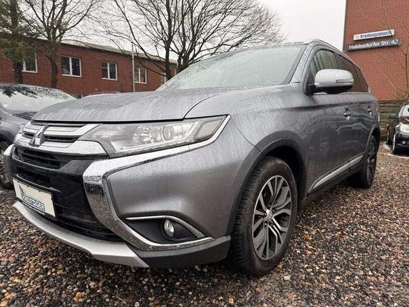 Gebraucht Mitsubishi Outlander Edition 150 PS (110 kW) 2017 Grau SUV