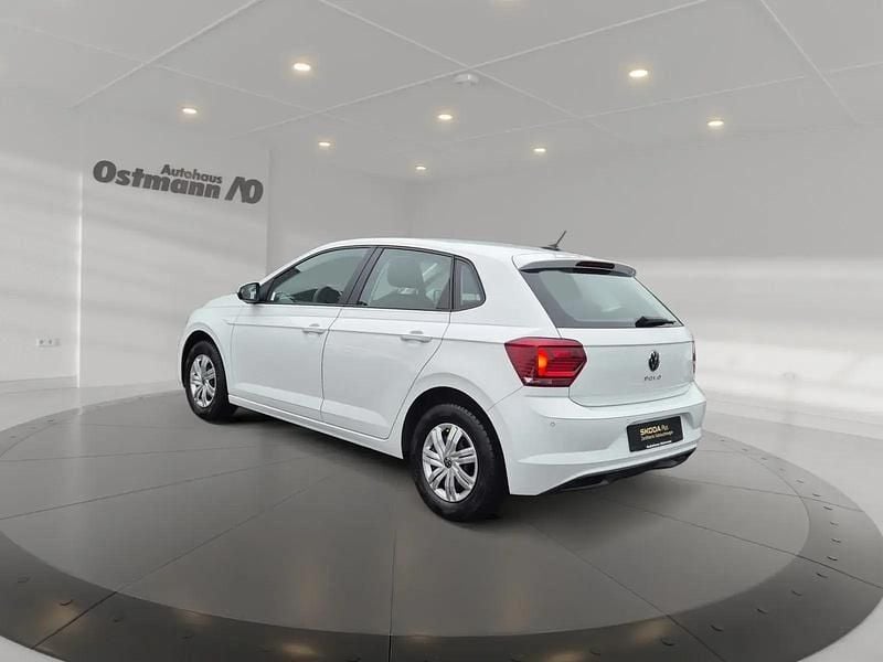 Gebraucht VW Polo Trendline 80 PS (58 kW) 2021 Pure white Kleinwagen