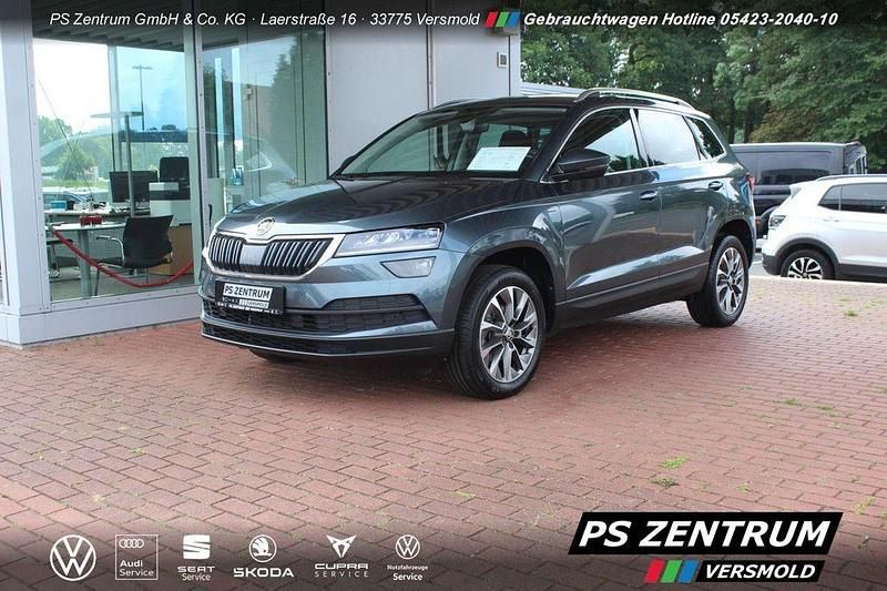 Quarz grau Gebraucht 2021 Skoda Karoq Clever SUV | 24.630 € (Fairer Preis) - Bild 1/4