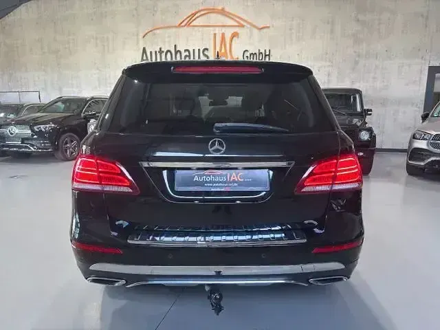 Gebraucht Mercedes GLE250 204 PS (150 kW) 2018 Schwarz SUV