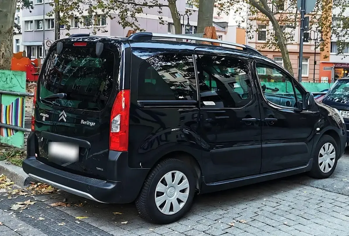 Gebraucht Citroën Berlingo XTR 120 PS (88 kW) 2010 Schwarz Van / Kleinbus