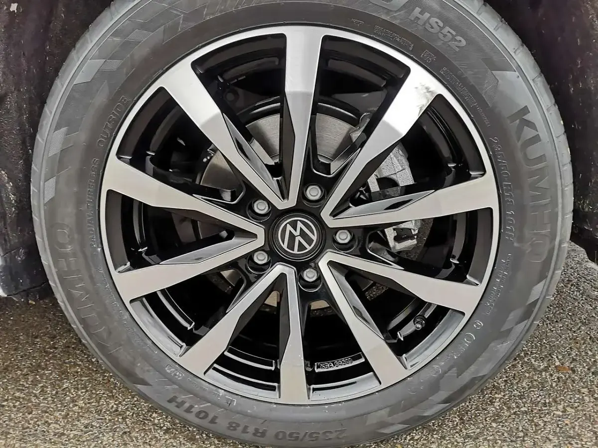 Nouvelle VW T7 Edition 150 ch (110 kW) 2025 Gris Van
