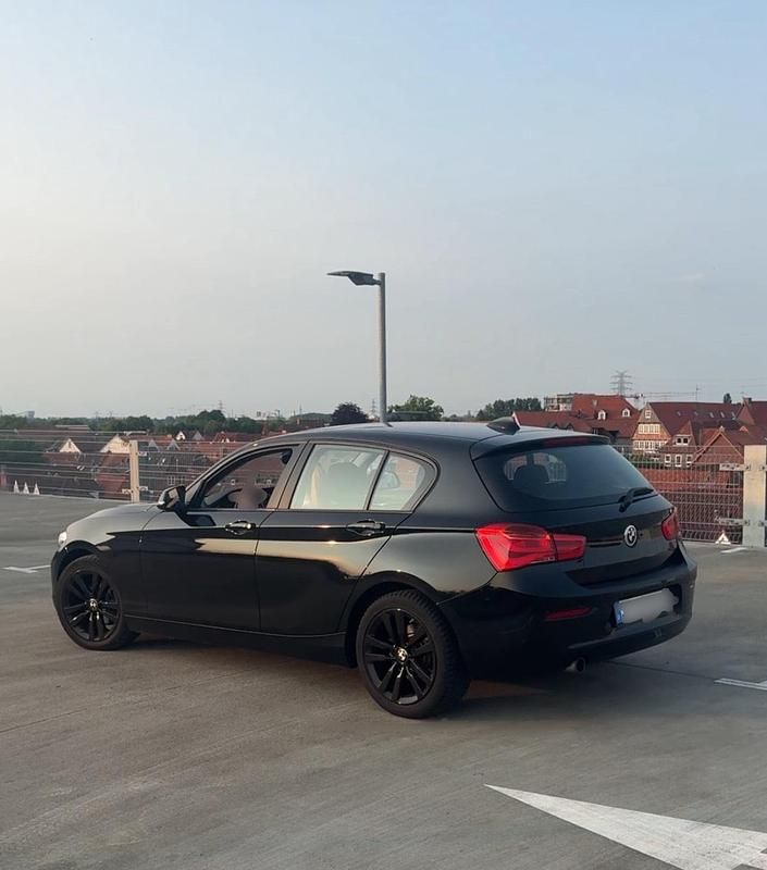 Gebraucht BMW 118 136 PS (100 kW) 2017 Schwarz Kleinwagen