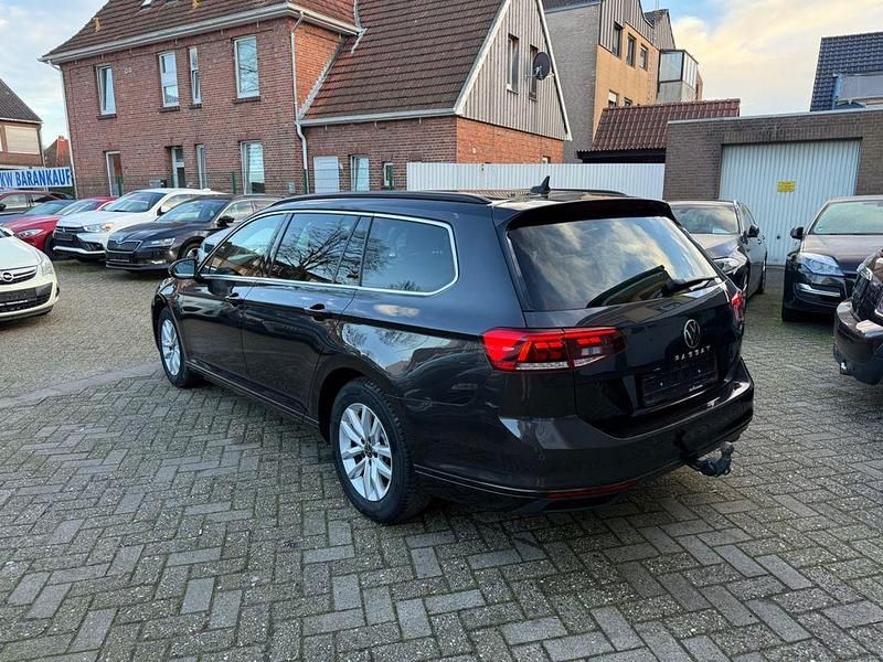 Gebraucht VW Passat Business 150 PS (110 kW) 2021 Grau Limousine