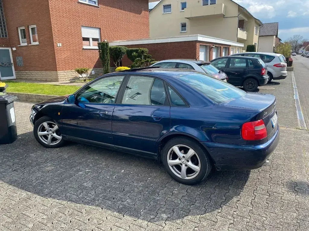 Gebraucht Audi A4 101 PS (74 kW) 1997 Limousine