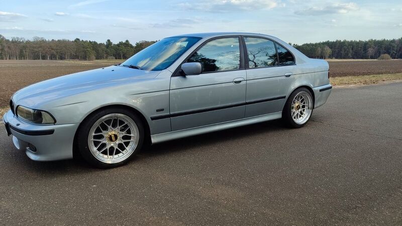 Silber Gebraucht 1997 BMW 540 M Sport Limousine | 12.500 € (Etwas zu teuer) - Bild 1/4