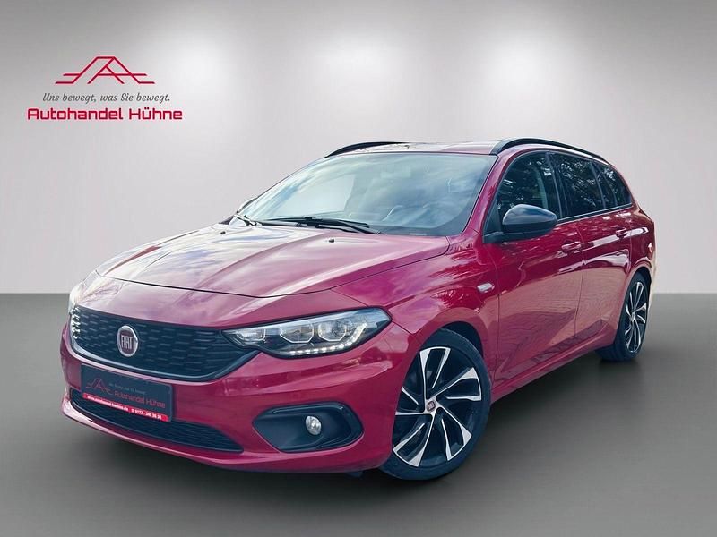 Gebraucht Fiat Tipo S 120 PS (88 kW) 2018 Rot Kombi