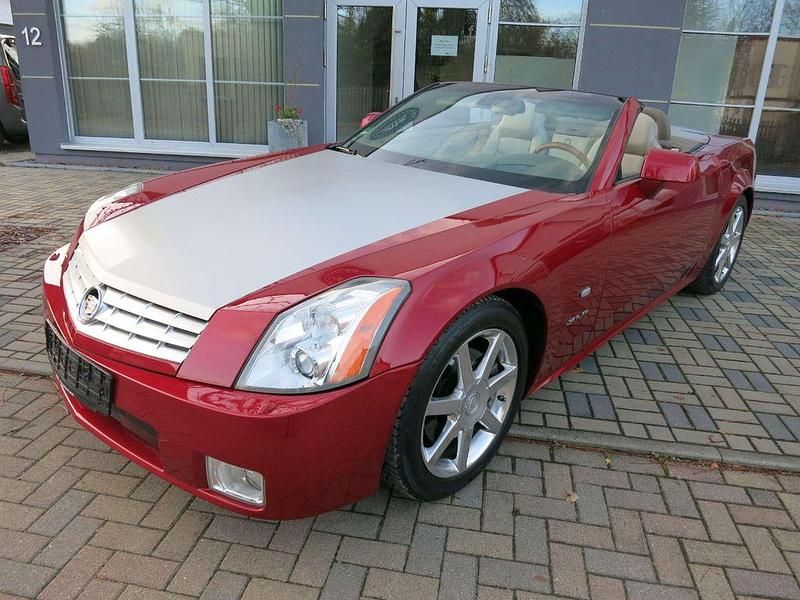 Rot Gebraucht 2007 Cadillac XLR Cabrio | 18.990 € - Bild 1/4