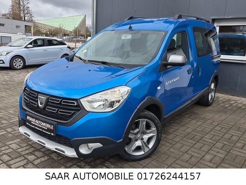 Gebraucht Dacia Dokker Stepway 95 PS (69 kW) 2020 Blau Van / Kleinbus