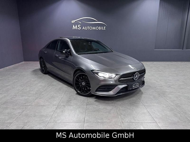 Grau Gebraucht 2019 Mercedes CLA250 AMG line Limousine | 29.990 € (Etwas zu teuer) - Bild 1/4