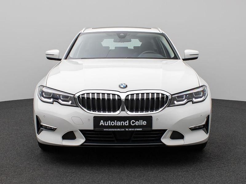 Gebraucht BMW 320 Luxury Line 190 PS (139 kW) 2021 Weiß Limousine