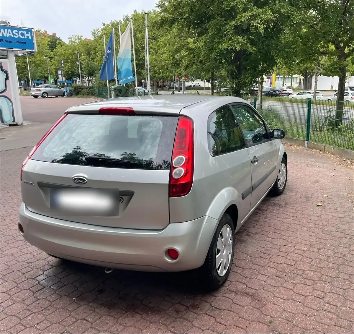 Gebraucht Ford Fiesta 69 PS (50 kW) 2007 Silber Kleinwagen