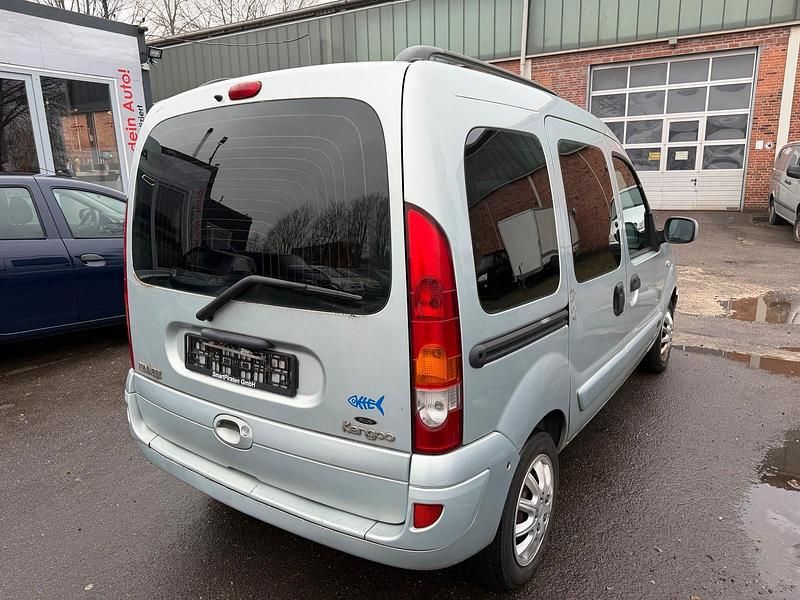 Gebraucht Renault Kangoo 86 PS (63 kW) 2007 Silber Van / Kleinbus