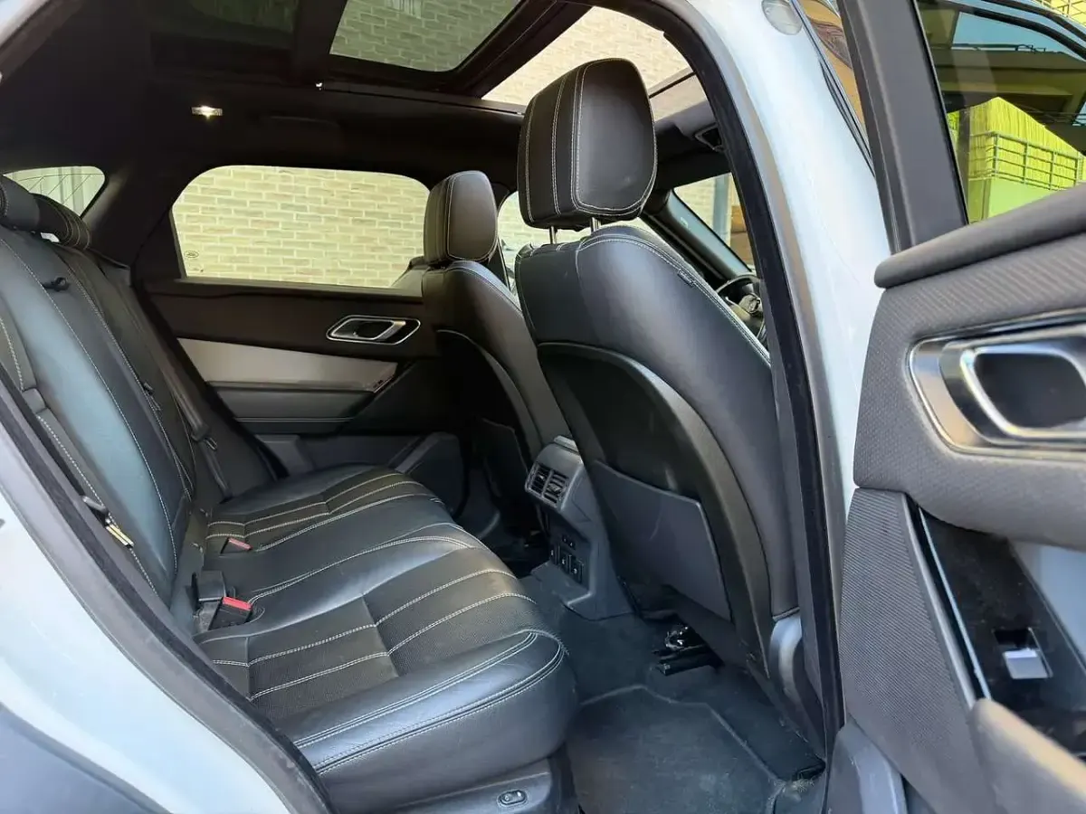 Gebraucht Land Rover Range Rover Velar 179 PS (131 kW) 2018 Weiß SUV